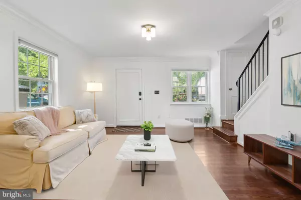 Alexandria, VA 22303,2304 RIVERVIEW TER