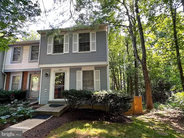 1589 STOWE CT, Reston, VA 20194
