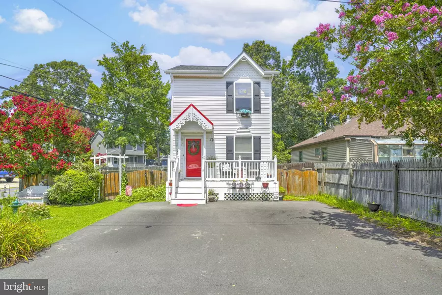 1700 BAYVIEW RD, Shady Side, MD 20764