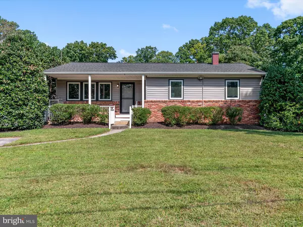 692 D ST, Pasadena, MD 21122