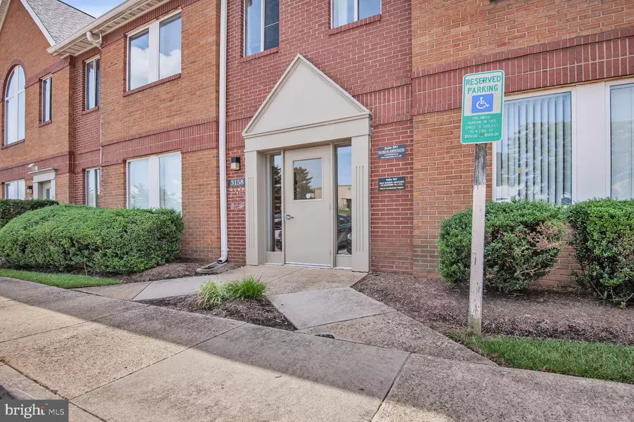3158 GOLANSKY BLVD #202, Woodbridge, VA 22192