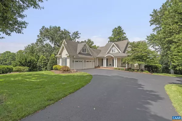 Charlottesville, VA 22903,810 CARLYLE PL