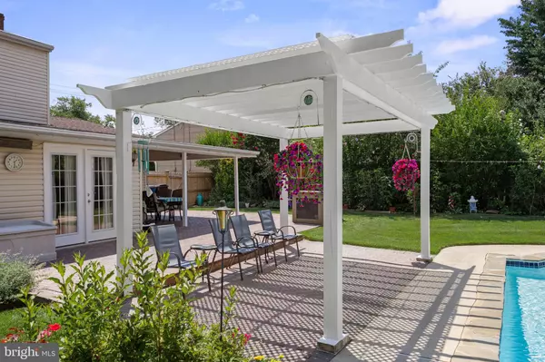 Delran, NJ 08075,13 RUTGERS DR