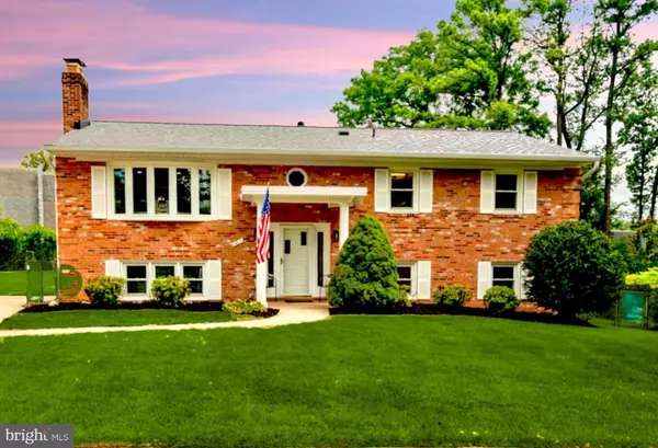 2811 ELSMORE ST, Fairfax, VA 22031