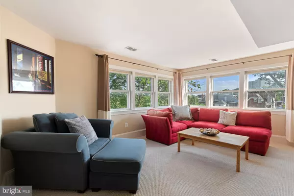 Wilmington, DE 19806,1310-UNIT DELAWARE AVE #4C