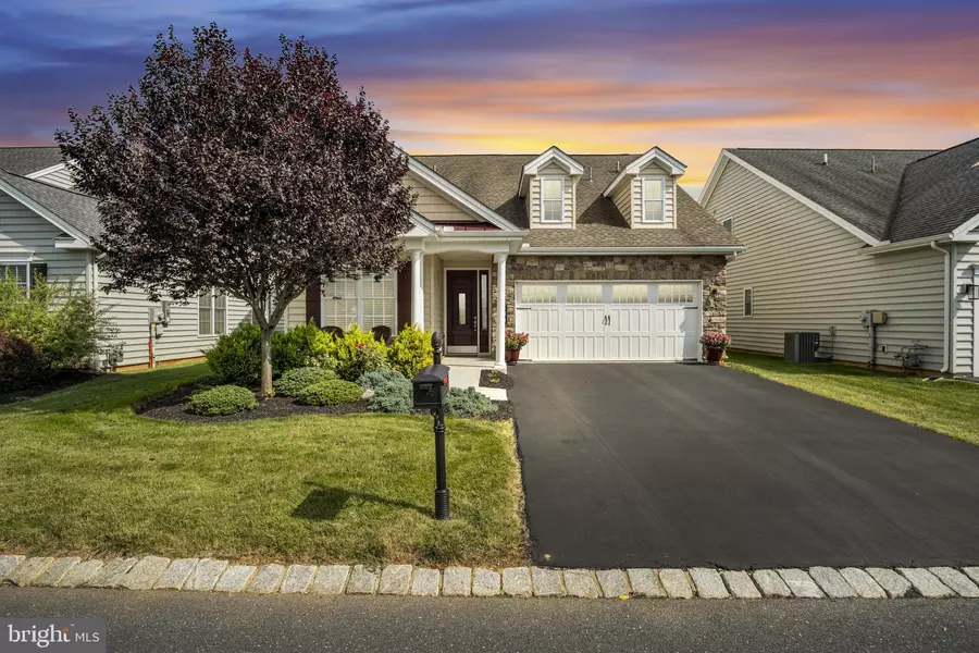 109 LOYAL DR, Mechanicsburg, PA 17050