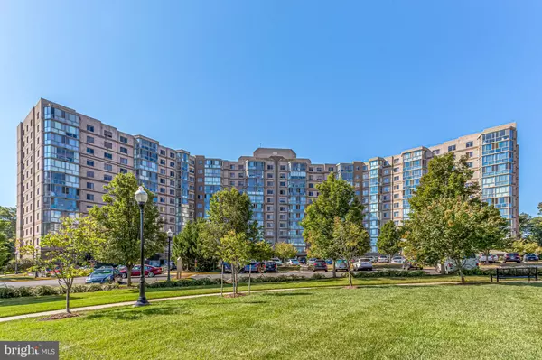 19375 CYPRESS RIDGE TER #1002, Leesburg, VA 20176