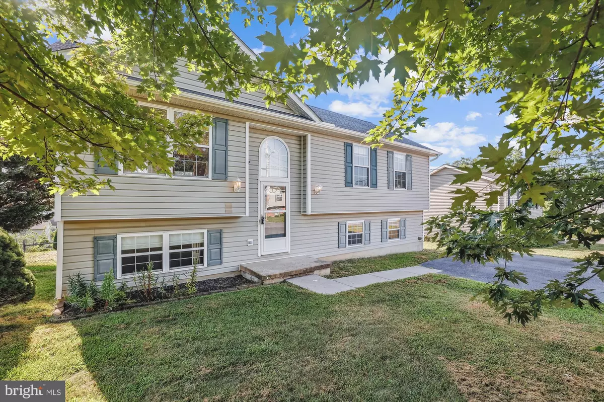 Martinsburg, WV 25405,318 CORVETTE DR