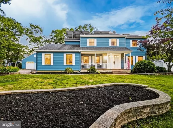 Lanoka Harbor, NJ 08734,705 PRINCETON RD