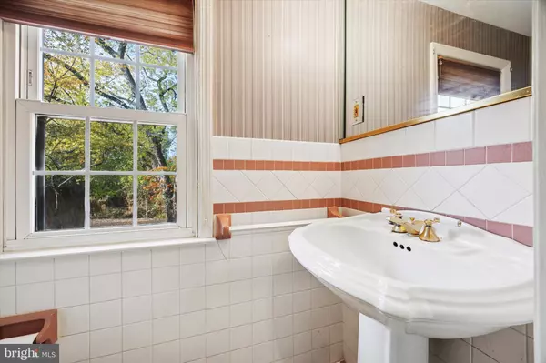 Lansdowne, PA 19050,14 MARTIN DR