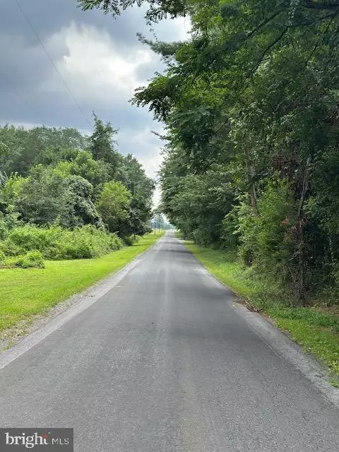 Poolesville, MD 20837,15701 EDWARDS FERRY RD