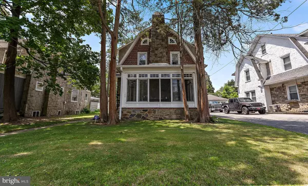 Chester, PA 19013,108 E PARKWAY AVE