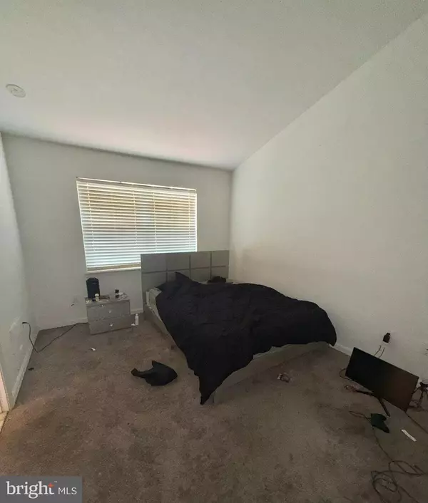 Oxon Hill, MD 20745,1409 ESTELLE DR