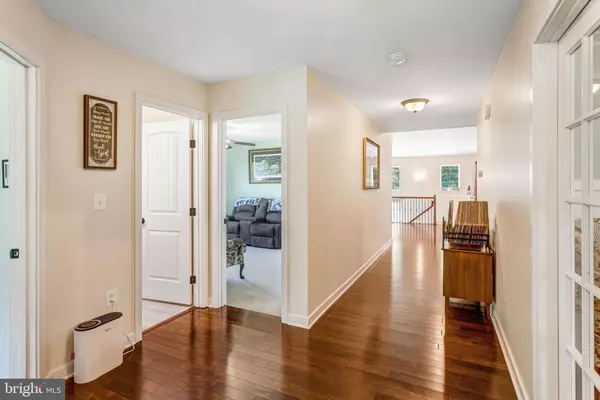 Fredericksburg, VA 22405,963 WHITE OAK RD