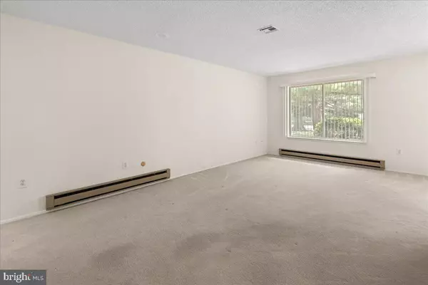 Monroe Twp, NJ 08831,478 FAIRTON DR