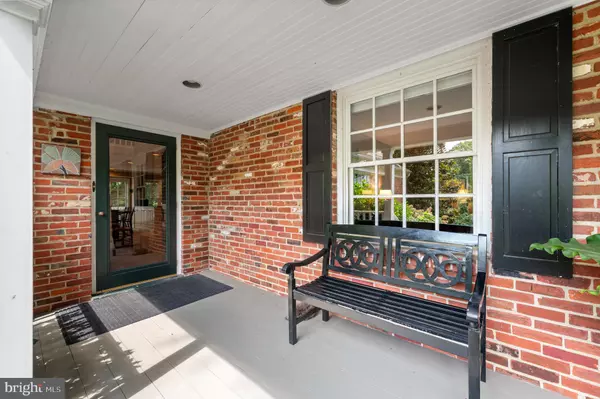 Wayne, PA 19087,211 SPRUCE TREE RD
