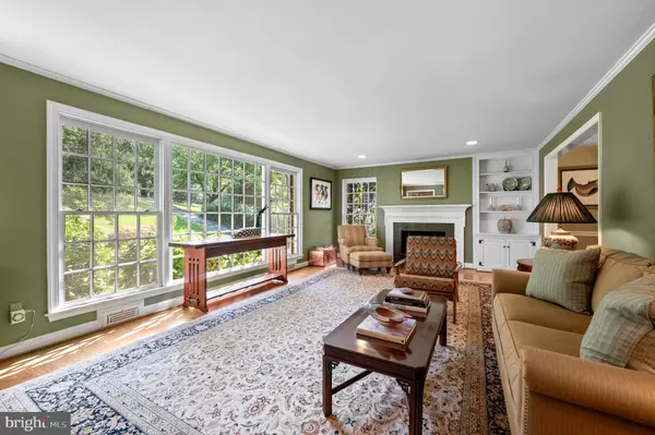 Wayne, PA 19087,211 SPRUCE TREE RD