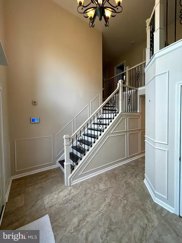 Manahawkin, NJ 08050,175 BARRACUDA RD