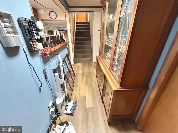 Mount Ephraim, NJ 08059,420 WINTHROP AVE