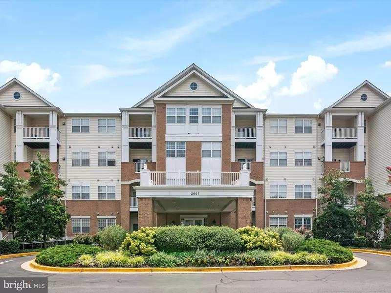 2607 CHAPEL LAKE DR #102, Gambrills, MD 21054