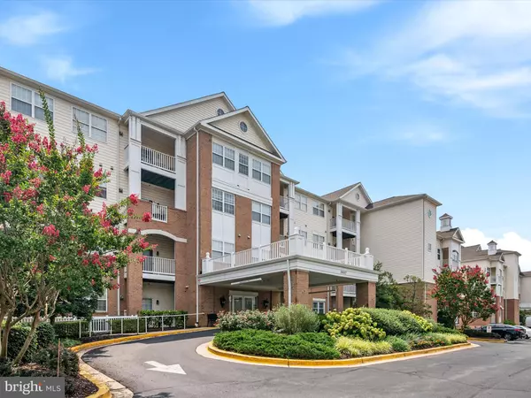 Gambrills, MD 21054,2607 CHAPEL LAKE DR #102