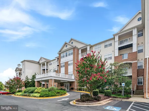 Gambrills, MD 21054,2607 CHAPEL LAKE DR #102