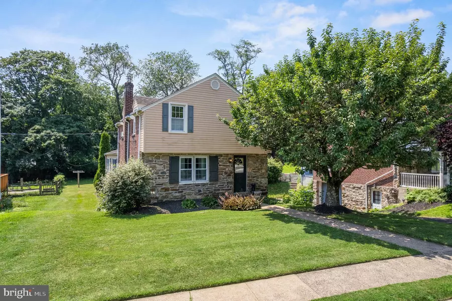 2132 JENKINTOWN, Glenside, PA 19038