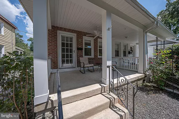 Narberth, PA 19072,507 HOMEWOOD AVE