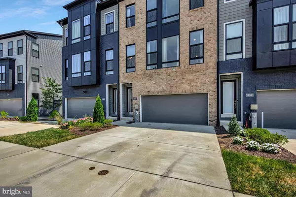 Bowie, MD 20716,614 GLEN LAKE DR