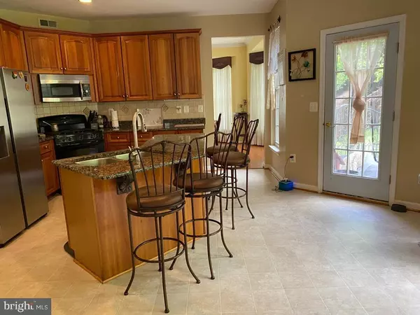 Dumfries, VA 22026,3128 TULIP TREE PL