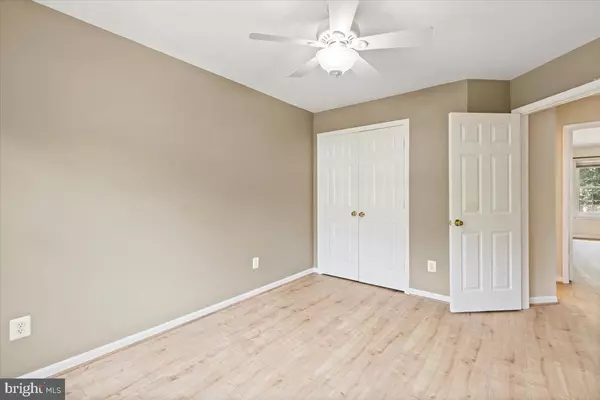 Fairfax, VA 22030,4612 BUCKHORN RDG