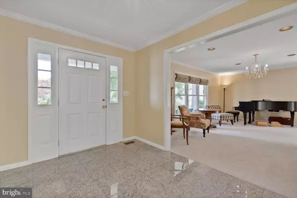 North Potomac, MD 20878,12 BOTANY CT