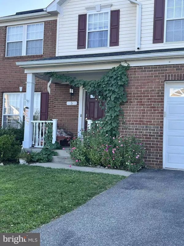 Ridgely, MD 21660,5 LISTER LN