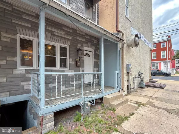 Reading, PA 19601,949 WASHINGTON ST