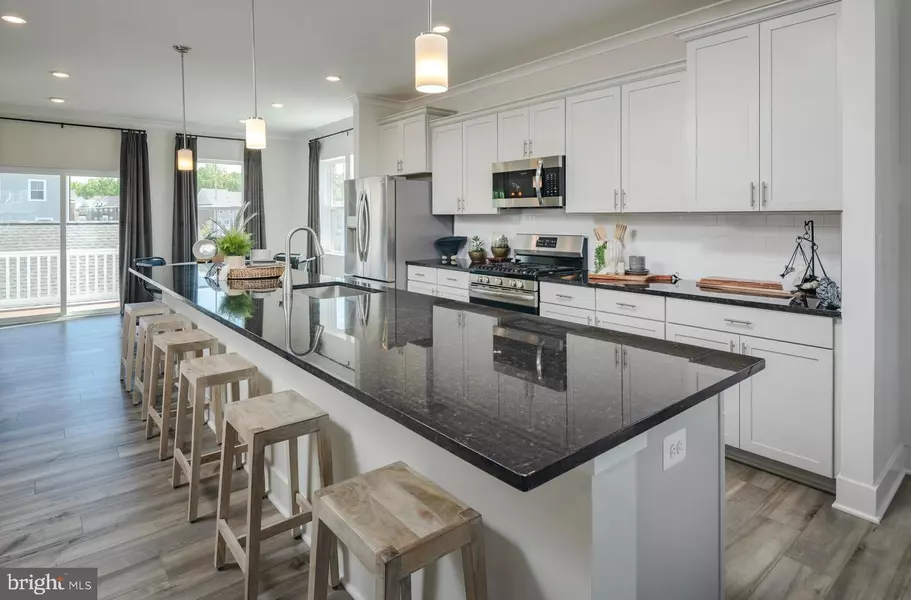10622 ROUNDSTONE LN, White Plains, MD 20695