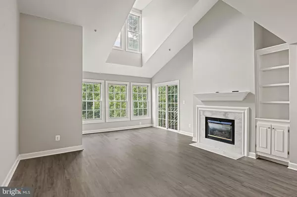12217 FAIRFIELD HOUSE DR #112A, Fairfax, VA 22033