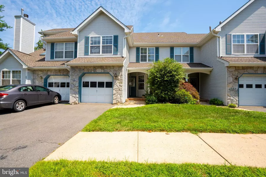 91 HEATHER CT, Monmouth Junction, NJ 08852