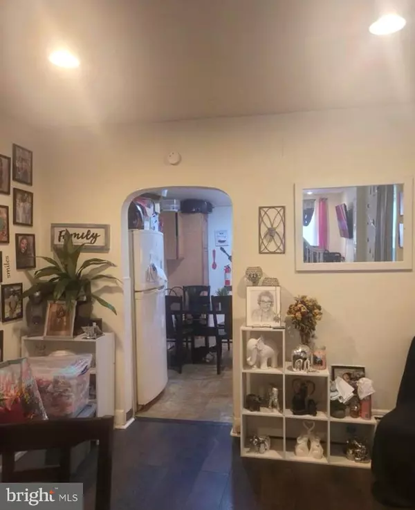 Pottstown, PA 19464,869 QUEEN ST