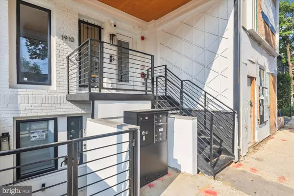 Washington, DC 20002,1910 BENNING RD NE #2