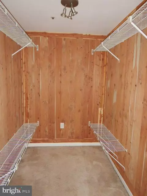 Laurel, MD 20708,12101 IVORY FASHION CT