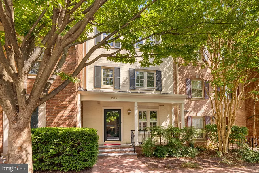 4323 WESTOVER PL NW, Washington, DC 20016