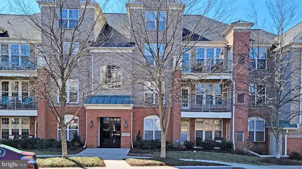 Reston, VA 20190,12185 ABINGTON HALL PL #204