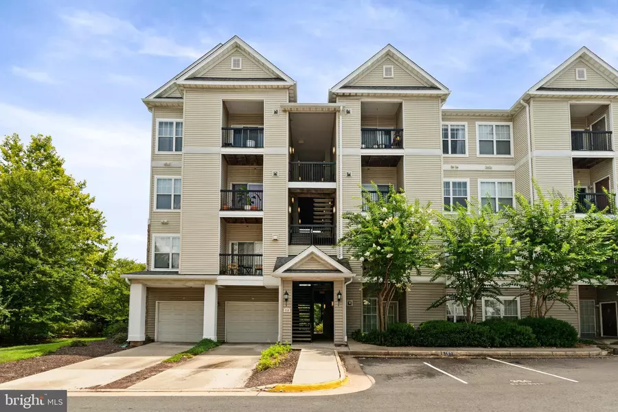 5115 TRAVIS EDWARD WAY #I, Centreville, VA 20120