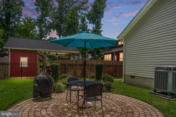 Colonial Beach, VA 22443,1208 BANCROFT AVE