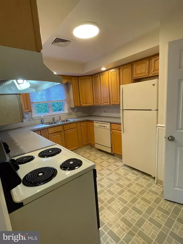 Ewing, NJ 08618,31 PERSHING AVE