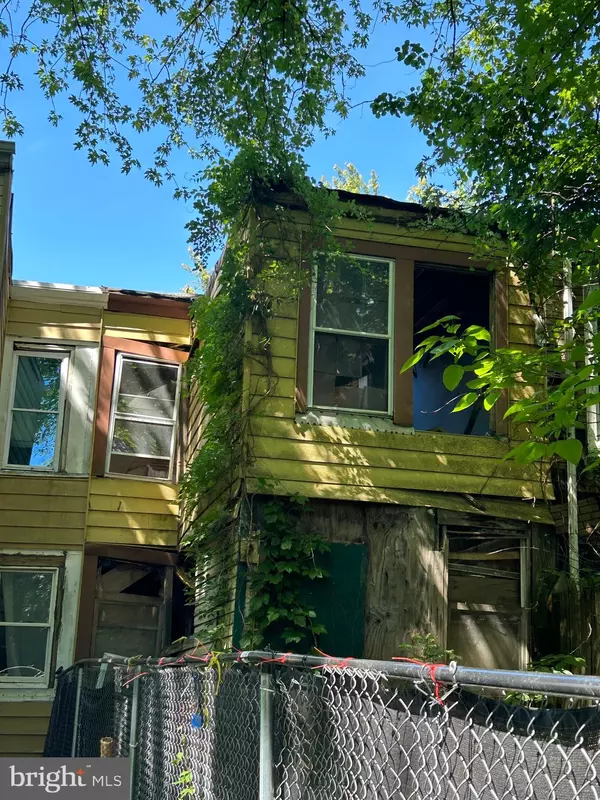 Trenton, NJ 08638,82 VINE ST