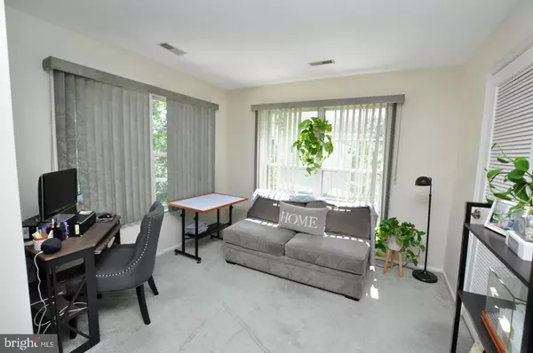 Mount Laurel, NJ 08054,504-B GINGER DR