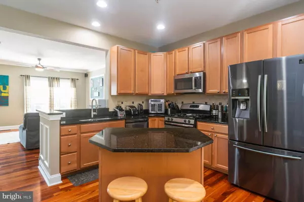 Glen Burnie, MD 21060,7232 MOCKINGBIRD CIR
