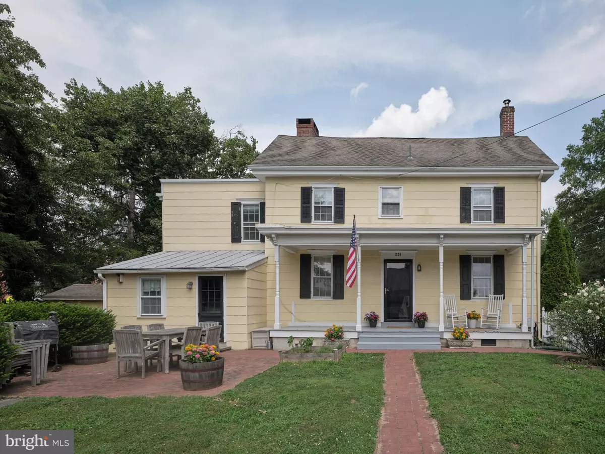 Newtown, PA 18940,226 COURT ST