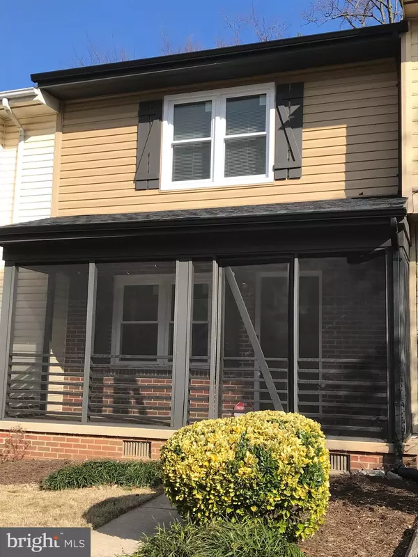 107 N CHURCH ST, Charles Town, WV 25414